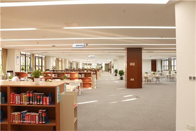 三亚国际酒店管理学院